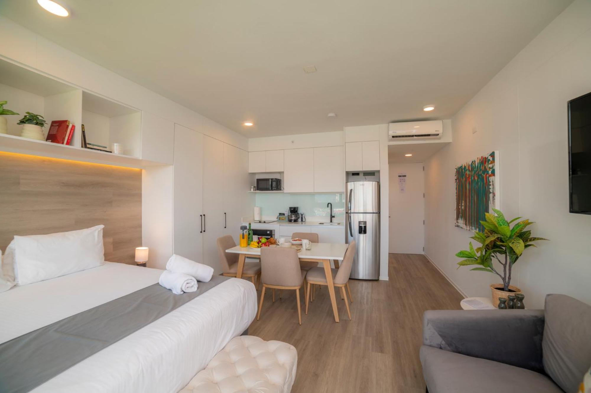Bee Suites San Jose - Escalante Екстер'єр фото