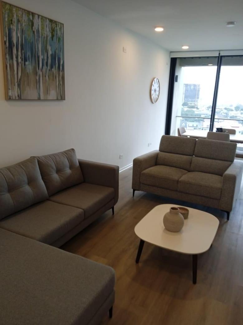 Bee Suites San Jose - Escalante Екстер'єр фото